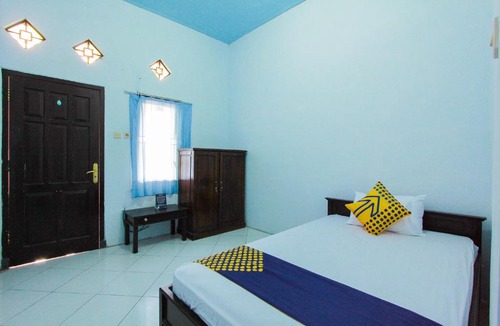 Banyuwangi Hotel | SPOT ON 2288 Kost Mittasukha Family