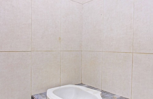Mayong Hotel | SPOT ON 91521 Mayong Guesthouse