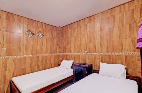 Gilimanuk Hotel | SPOT ON 92028 Hotel Surya Near Pelabuhan Gilimanuk