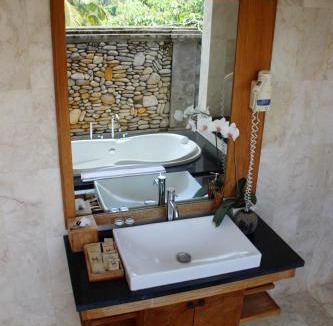 Penestanan Hotel | Sri Ratih Cottages, CHSE Certified