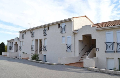 Saint-Aygulf Apartment | St-Aygulf: Mezzanine 4 pers, terrace, parking, washing machine, pets welcome
