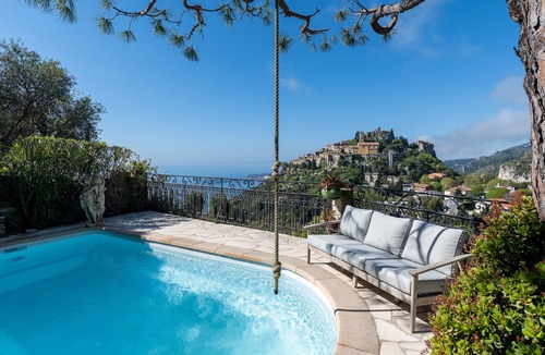 Eze Villa | Stone villa facing Èze Village