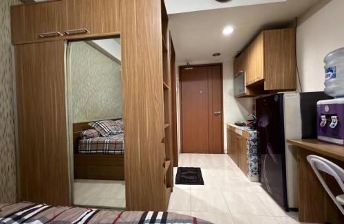 Depok Apartment | Strategic & Cozy Studio Apt at Margonda Depok by Ls