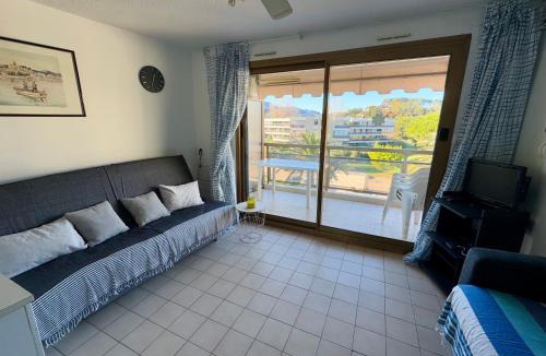 Mandelieu-La-Napoule Apartment | Studio, 4 personnes, 2 piscines