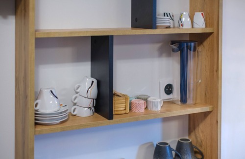 Bastide Giraud Apartment | Studio Apartment 'Cocoon Hut - Terrace - Pool' with Shared Pool, Wi-Fi and Air Conditioning