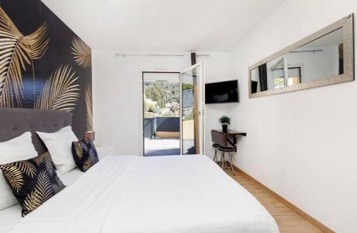 Eze Apartment | Studio au calme, avec terrasse et parking à Eze village