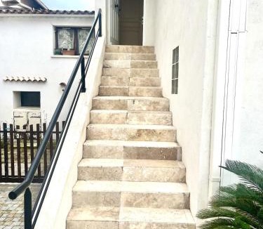 Boulouris-sur-Mer Apartment | studio bord de mer