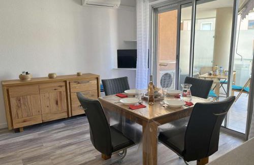 Frejus Port Apartment | Studio cosy avec terrasse, clim, à 50m plage et 100m commerces, Fréjus - FR-1-226A-177