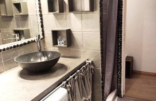 Sainte-Maxime Apartment | Studio Coteaux