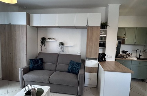 La Madeleine Apartment | Studio Dans Villa Idéalement Situé Proche Mer, Tram, Aéroport