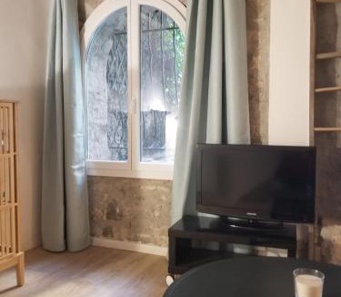 Bastide Giraud Apartment | Studio de charme dans un ancien moulin à huile d'olive