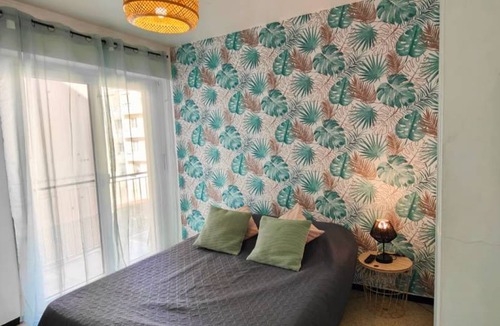 Saint-Raphael Apartment | Studio flat ∙ 2 guests