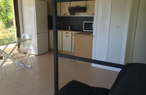 Carros House | STUDIO INDEPENDENT POOL VILLA (4 PEOPLE) FRENCH RIVIERA NICE - PANORAMIC SEA VIEW