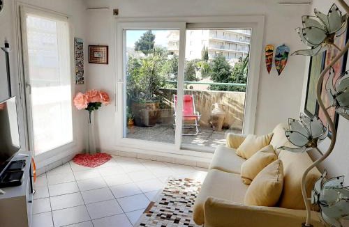 Les Baumettes Apartment | studio joli