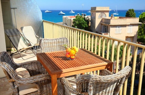 Antibes Old Town Apartment | Studio Le Bastion