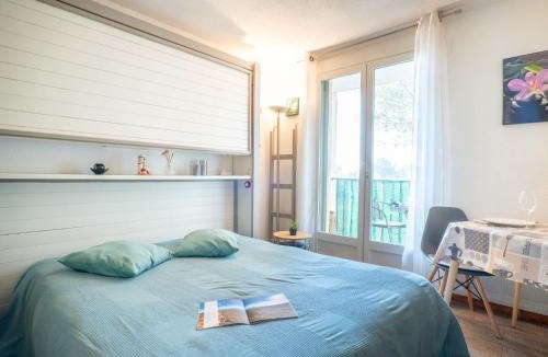 Saint-Aygulf Apartment | Studio Les Terrasses de la Mer-1 by Interhome
