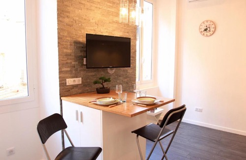 Old Town Apartment | Studio Mezzanine Rue Pieta