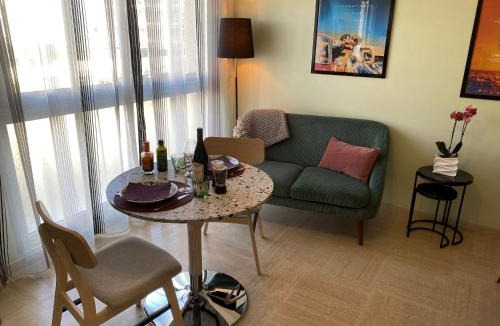 Cannes Apartment | Studio Mimosa Croisette