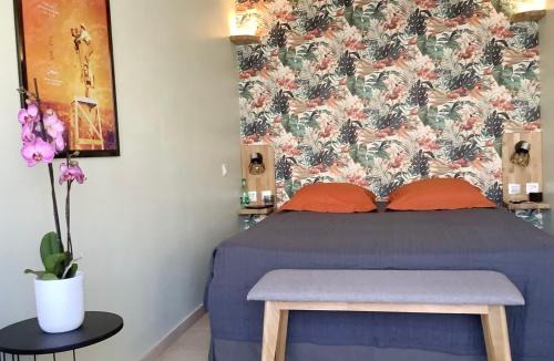 Cannes Apartment | Studio Mimosa Croisette