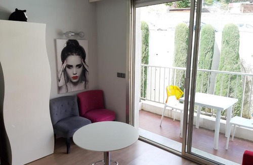 Menton Apartment | Studio Plage Les Sablettes