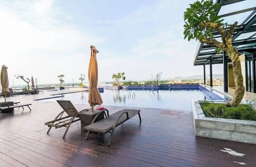 Lubuk Baja Apartment | Studio Pollux Sea View Apartments
