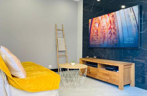 Mandelieu-la-Napoule Beach Apartment | Studio standing bord de mer