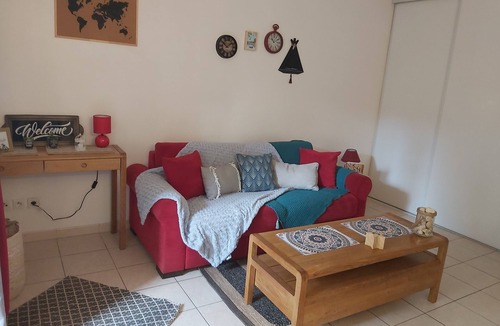 Antibes Old Town Apartment | STUDIO WITH COURTYARD NEAR OLD ANTIBES
