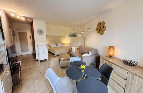 La Napoule Apartment | Studio with a shared pool near the beaches and golf course and the Chateau de La Napoule - 2244