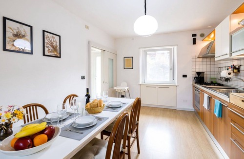 Bottenicco House | Stunning private villa for 5 guests with WIFI, A/C, TV and patio
