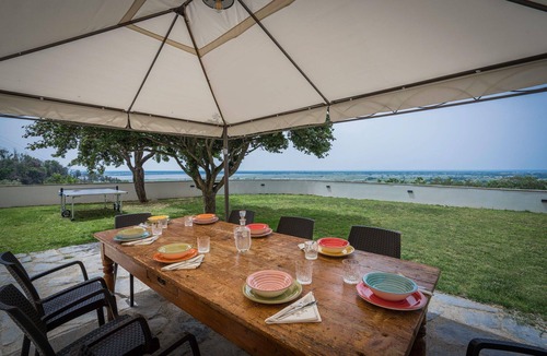 Massarosa House | Stunning private villa with A/C, private pool, WIFI, TV, veranda, panoramic view, close to Viareggio