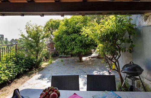 Santa Lucia House | Stunning private villa for 4 guests with TV and patio
