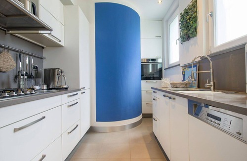 Tirrenia Villa | Stunning private villa for 6 people with A/C, hot tub, WIFI, TV, terrace and pets allowed