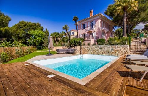 Villefranche-sur-Mer Villa | Stunning seaview villa. Villefranche Sur Mer