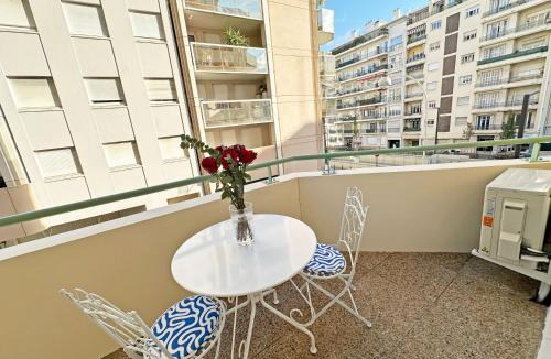 Les Baumettes Apartment | Stunning Studio Rue France Promenade des Anglais
