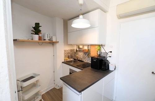 Antibes Old Town Apartment | Stunning, Upmarket and Newly furnished Apartment nearby all Major Attractions
