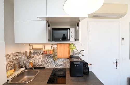 Antibes Old Town Apartment | Stunning, Upmarket and Newly furnished Apartment nearby all Major Attractions