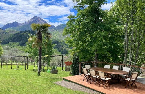 Casone Carpinelli Villa | Stunning views, Character Villa & Annexe, private infinity pool, walk restaurant