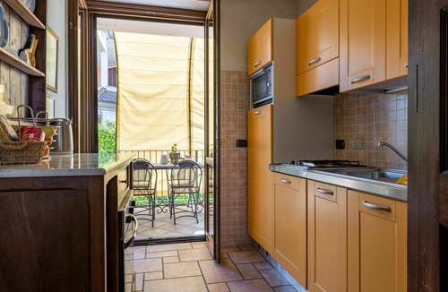 Narzole House | Stunning villa for 8 people with WIFI, hot tub, private pool, A/C, TV and terrace