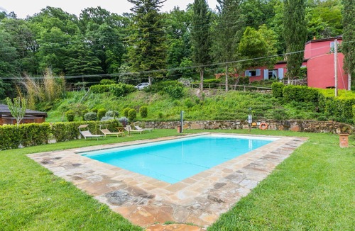 Montevarchi Villa | Stunning villa for 5 guests with private pool, WIFI, TV, terrace, pets allowed and panoramic view