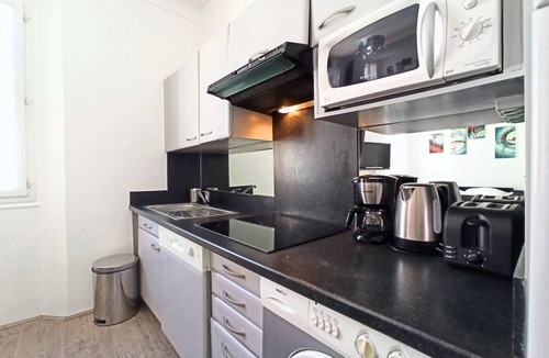 Cannes City Centre Apartment | Stylish and Modern 1 Bedroom Rue Florian
