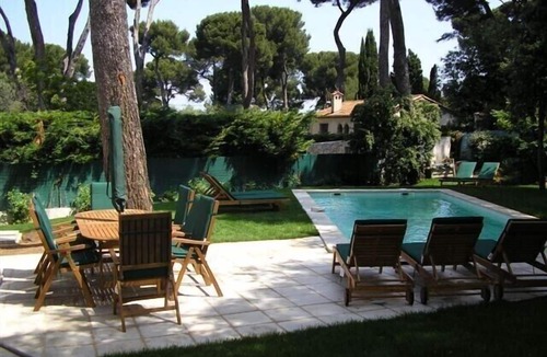 Cap-d'Antibes Villa | Stylish, Contemporary Villa heated pool, 10 mins walk to Beach