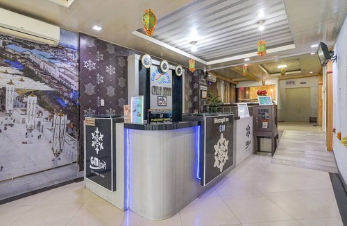 Banda Aceh House | Stylish DBL Suite Escape W/Free Wifi and Parking