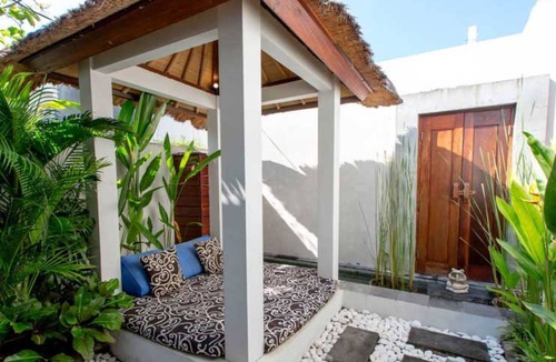 Nakula Villa | Suite Villa in The Heart of Seminyak, Walk Distance to Restaurants, Shops, Beach