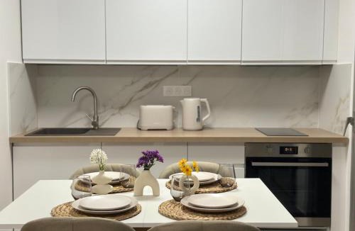 Cros-de-Cagnes Apartment | Sun, beach and relaxation