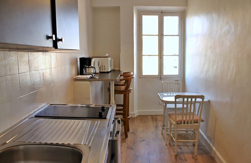 Cannes City Centre Apartment | Sunny 1 bedroom Street Commandant André