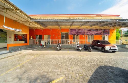 West Semarang Hotel | Sunrise 888 By ARBA