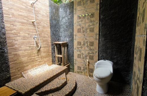 Karimunjava Hotel | Sunrise Sea Hill Cottages