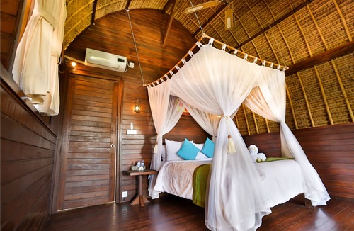 Mushroom Bay Hotel | Sunset Coin Lembongan Cottage and Spa