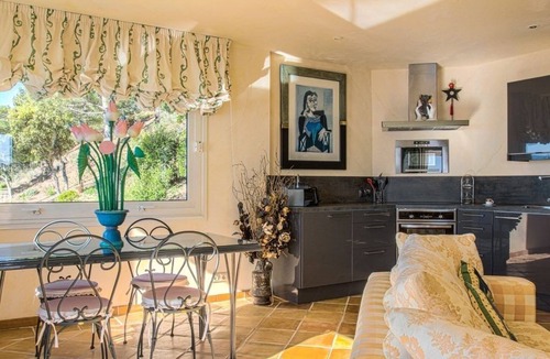 Espero-Pax Apartment | SUPERB 80m2 APARTMENT PANORAMIC SEA VIEW FROM THE ALPS TO THE ESTEREL