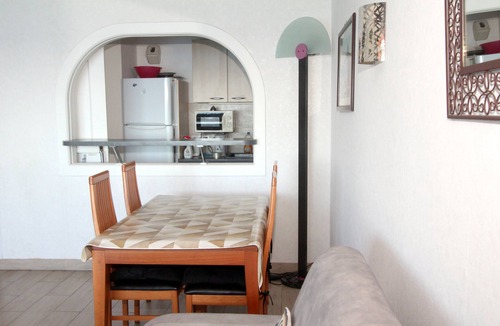 Fabron Apartment | Superb air-conditioned flat on the 7th floor facing the sea.